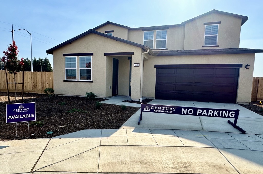 0042 6485 W Austin Way